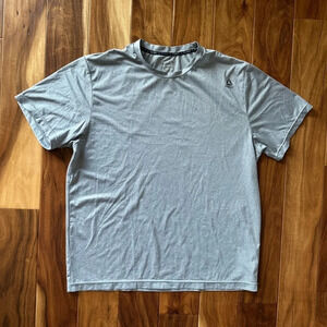 Reebok Activewear Dri-Fit Shirt size XL